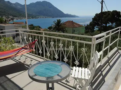 Haus zum Kauf in Podaca, 278 m² - 1
