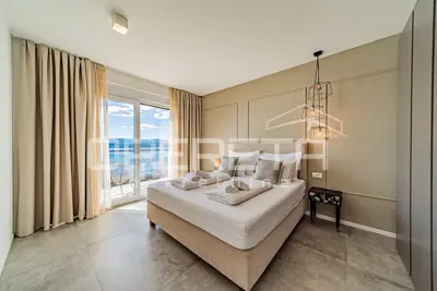 Vila 256 m², Čelina kraj Omiša, panoramski pogled na more - 9