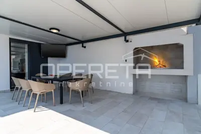Vila 256 m², Čelina kraj Omiša, panoramski pogled na more - 11