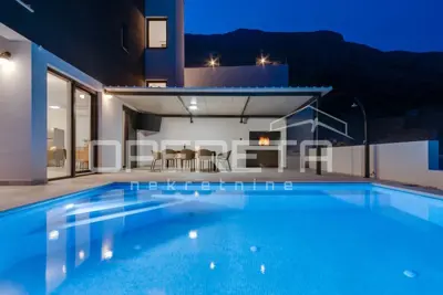 Vila 256 m², Čelina kraj Omiša, panoramski pogled na more - 16