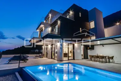 Vila 256 m², Čelina kraj Omiša, panoramski pogled na more - 13