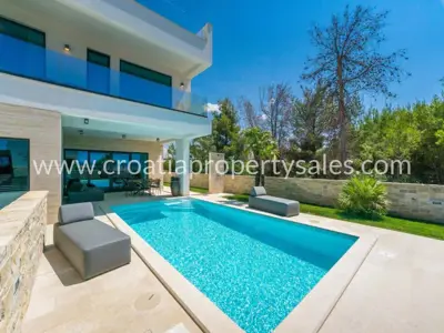 Villa, Zadar, am Strand und mit atemberaubendem Panoramablick auf das Meer - 2