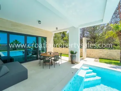 Villa, Zadar, am Strand und mit atemberaubendem Panoramablick auf das Meer - 3