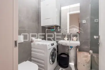 Stan 154 m², Trnje - dvoetažni, 4 sobe - 16