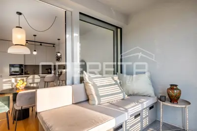 Stan 154 m², Trnje - dvoetažni, 4 sobe - 18