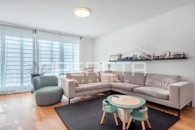 Stan 154 m², Trnje - dvoetažni, 4 sobe - 2