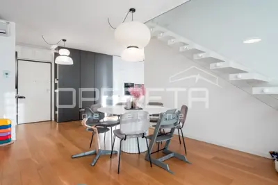Stan 154 m², Trnje - dvoetažni, 4 sobe - 5