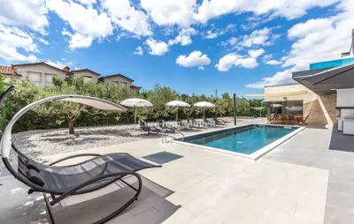 Detached villa with pool, jacuzzi, sauna and fitness! - 3
