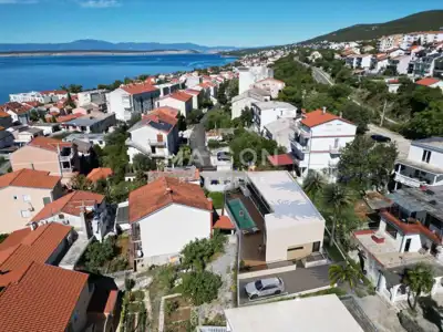 Villa 200 m², Crikvenica Zentrum - Pool und Meerblick - 3