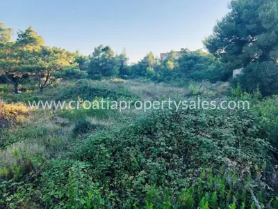 Baugrundstück 1.000 m², Otok Brač - in Meeresnähe - 3