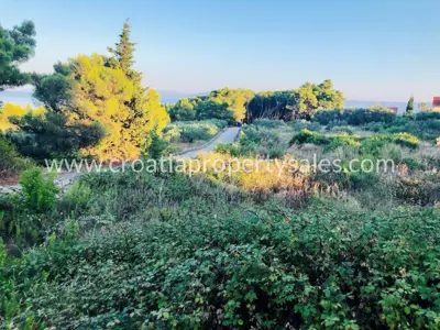 Baugrundstück 1.000 m², Otok Brač - in Meeresnähe - 5
