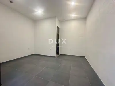 Commercial space 22 m², Rijeka, Belveder - road access