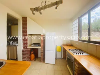 Haus, Brač, 100 m², 350 000 € - 6