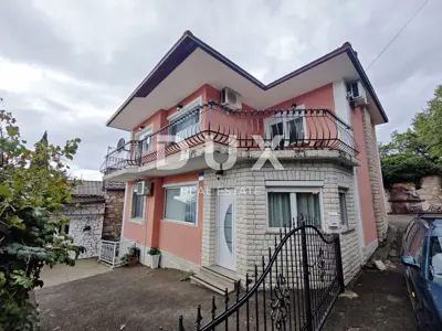 House for sale in Grižane-Belgrad, 200 m² - 2