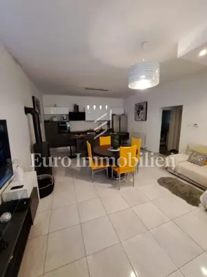 Kuća u Vrbniku na otoku Krku, 4 stambene jedinice - 11