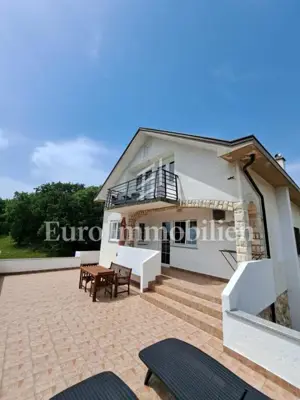 Kuća u Vrbniku na otoku Krku, 4 stambene jedinice - 7