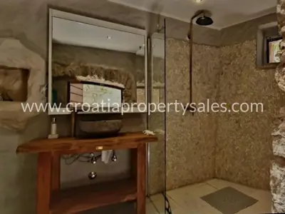 Villa auf der Insel Hvar, Pool und Terrassen - 18