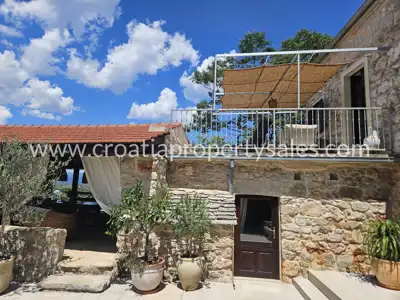 Villa auf der Insel Hvar, Pool und Terrassen - 4