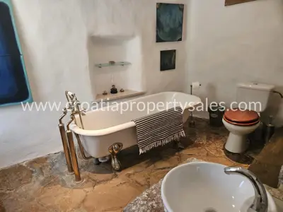 Villa auf der Insel Hvar, Pool und Terrassen - 22