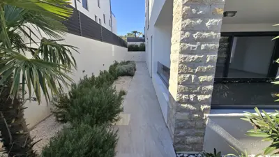 Apartment, Murter, 2 rooms and private yard 75 m² - 1