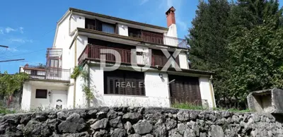 Haus 525 m², Matulji - 4 Wohnungen und Garage - 12