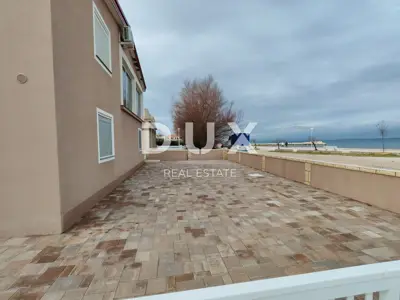 ZADAR, VIR - Großzügiges Haus in erster Reihe zum Strand! - 4