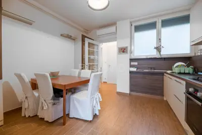 Zagreb, Donji grad, stan 175 m², na 2 katu - 10