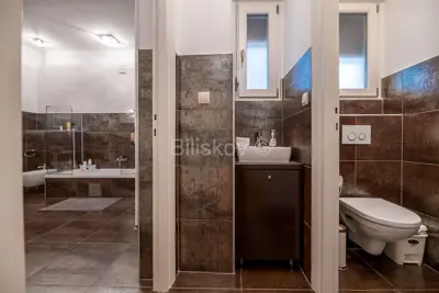 Zu vermieten, Zagreb, Donji grad, Wohnung 175 m², im 2. Stock. - 11
