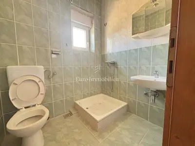 Novalja - kuća s 10 apartmana - 4