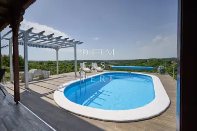 Hrnjanec, Investicijska drvena kuća s bazenom, 178 m²-okolica Zagreba - 11