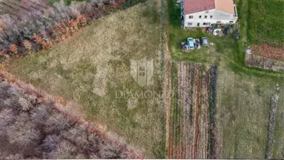 Grundstück 3.146 m², Barban - Ruhe und Privatsphäre