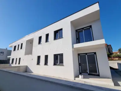 Stan, Poreč, 1. kat, 2 spavaće sobe i terasa