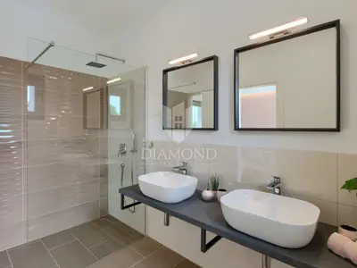 Kuća 160 m², Barban - moderna kuća za odmor - 15