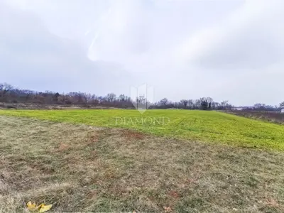 Building plot 6,706 m², Barban - business-production use - 2