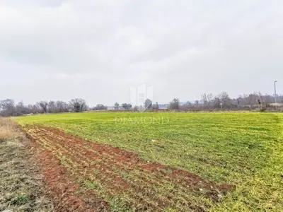 Baugrundstück 6.706 m², Barban - gewerbliche und produktive Nutzung