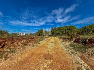 Građevinsko zemljište 1.400 m², Poreč - blizu plaže Materada - 5