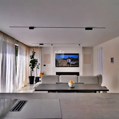 House 143 m², Labin - quiet location near the center - 2