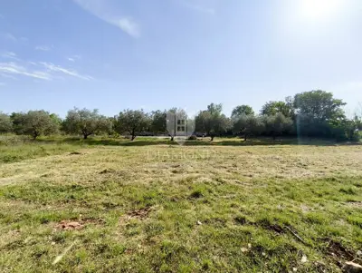 Building plot in Vodnjan, quiet location and access road - 3
