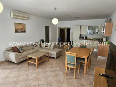Wohnung, Trogir, 105 m², 2 Zimmer, 330 000 € - 7