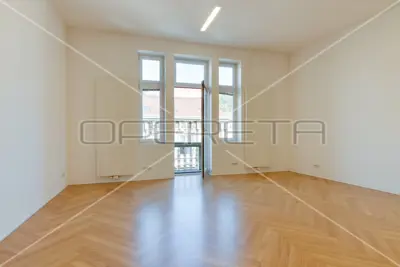 Stan 130 m², Gornji Grad - Medveščak, pogled na Trg Bana Jelačića - 2