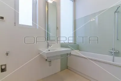 Stan 130 m², Gornji Grad - Medveščak, pogled na Trg Bana Jelačića - 13