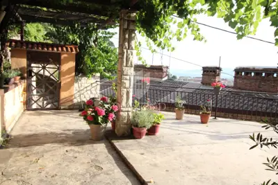 Kuća u Rijeci, Sušak - 2 stana i velika okućnica - 12
