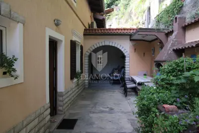 Kuća u Rijeci, Sušak - 2 stana i velika okućnica - 7