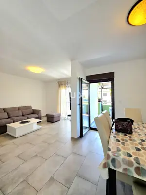 Stan 87 m², Fažana - 3 spavaće sobe, terasa - 5