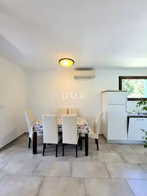 Stan 87 m², Fažana - 3 spavaće sobe, terasa - 14