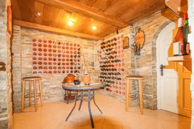 House 405 m², Poreč surroundings, pool and sea view - 7