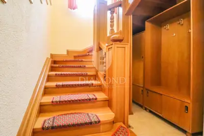 House 405 m², Poreč surroundings, pool and sea view - 17