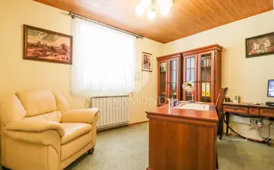 House 405 m², Poreč surroundings, pool and sea view - 16