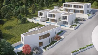Kuća 104 m², Crikvenica - privatni bazen i okućnica 180 m²