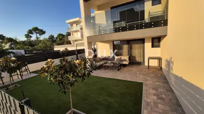 Zadar, Diklovac, 98 m², Long-term lease